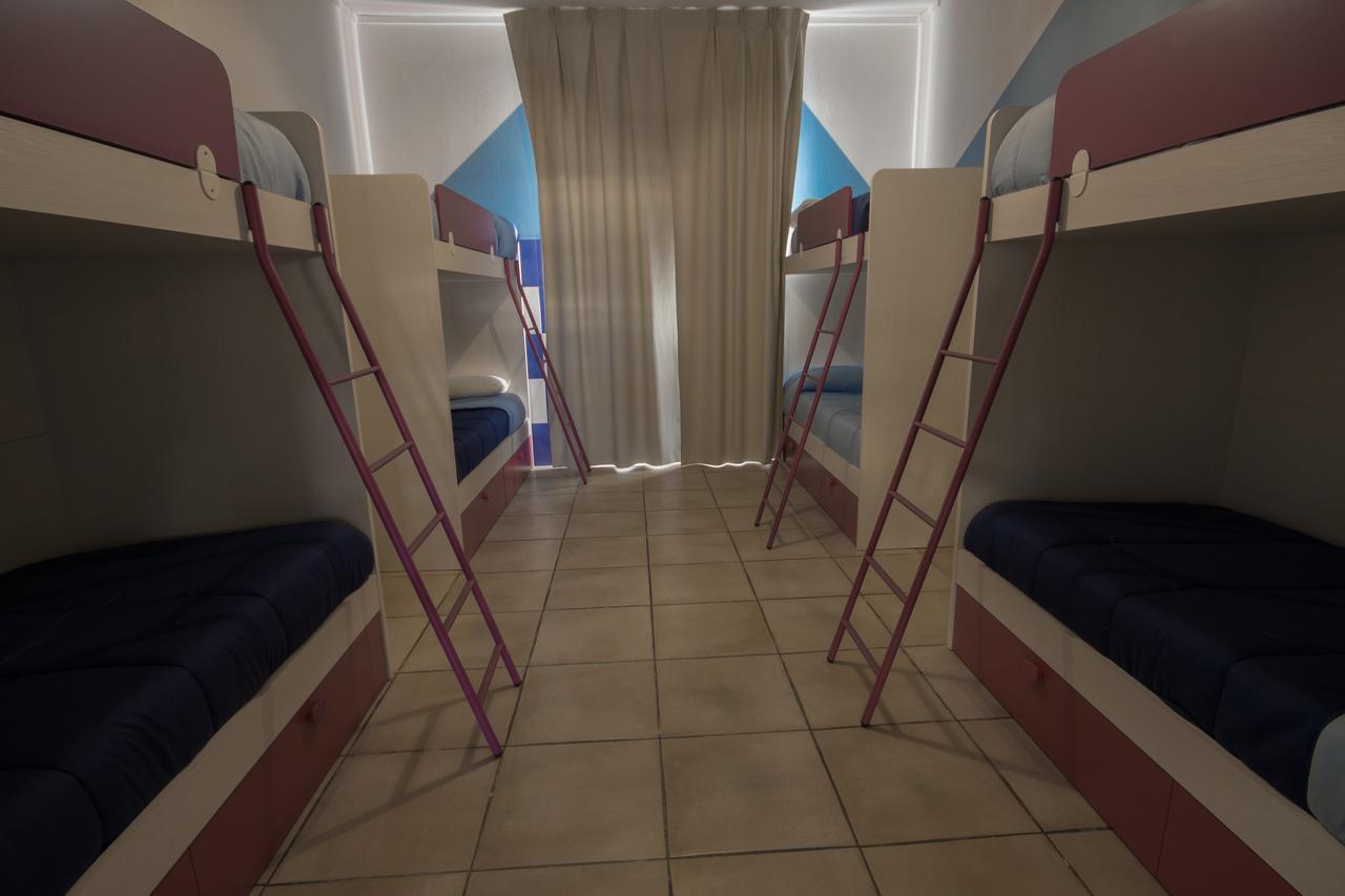 Hostel Sardinia Куарту-Сант'Элена Экстерьер фото